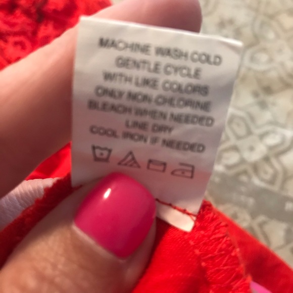 Eyeshadow top from Buckle - Picture 4 of 4